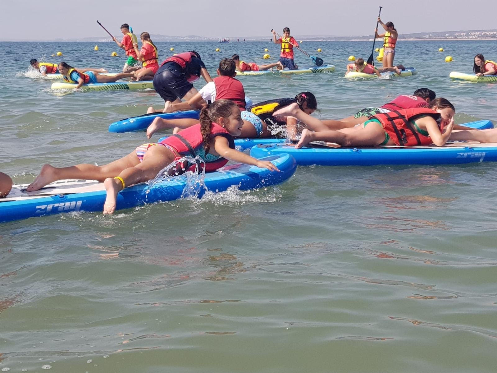  DÍA DE DEPORTES DE AGUA 
   