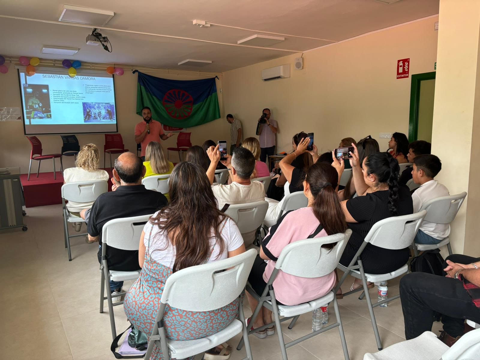  ENCUENTRO DE ESTUDIANTES (CIUDAD REAL)

   