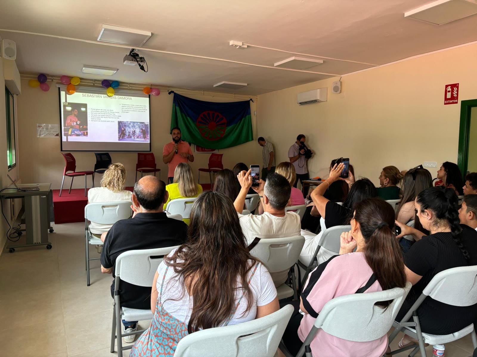  ENCUENTRO DE ESTUDIANTES (CIUDAD REAL)

   