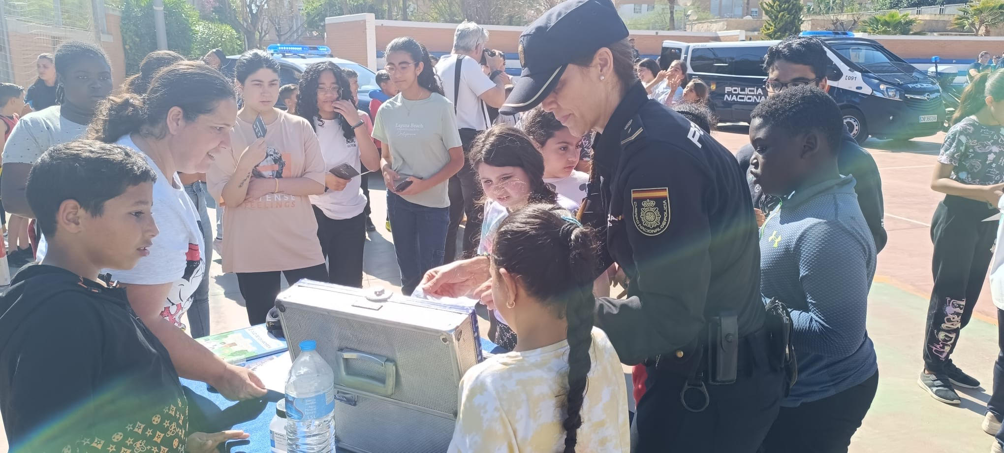  Visita de la Policía Nacional   